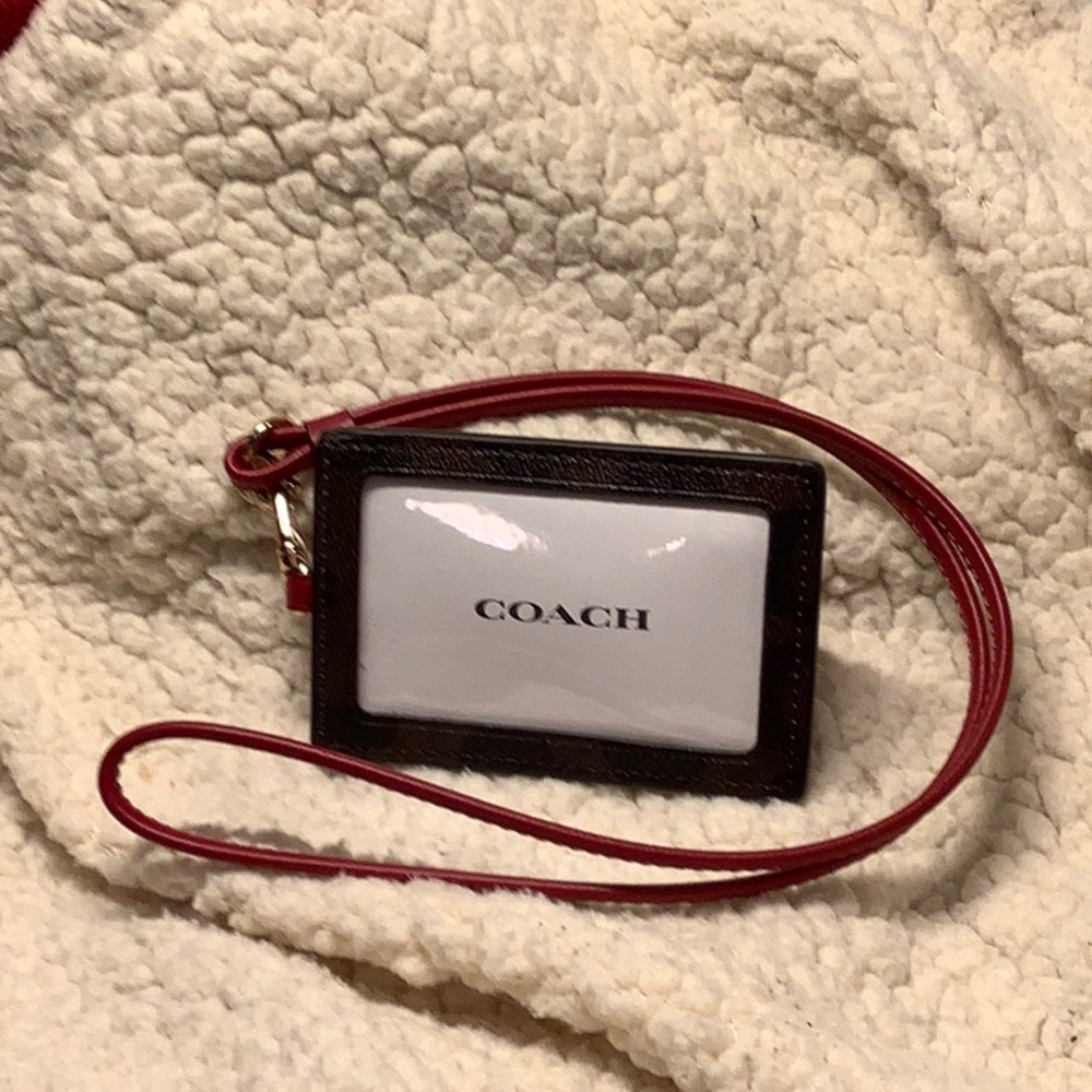 NWT Coach ID Lanyard - Picture 2 of 2